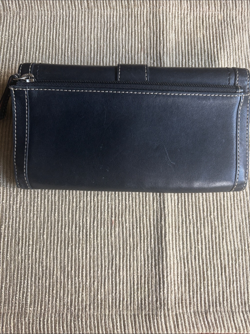 Vintage Coach Black Leather Wallet with Iconic Silver Buckle - Picture 2 of 16